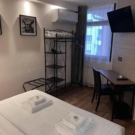 Hotel Au Bec Fin 2*