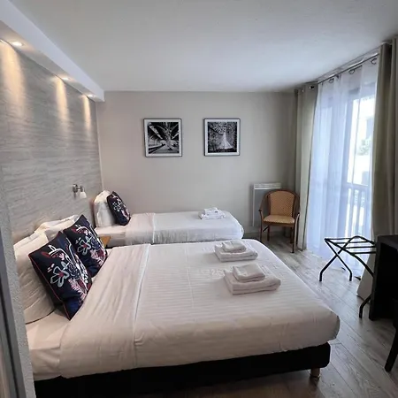 Hotel Des 4 Soleils Aix-les-Bains