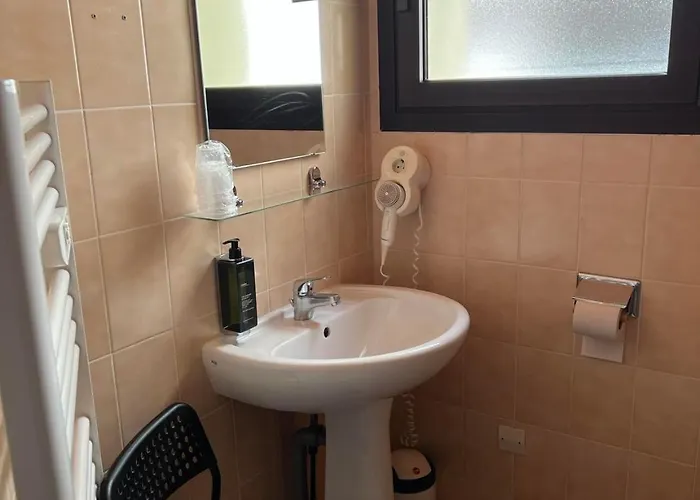 Hotel Des 4 Soleils Aix-les-Bains